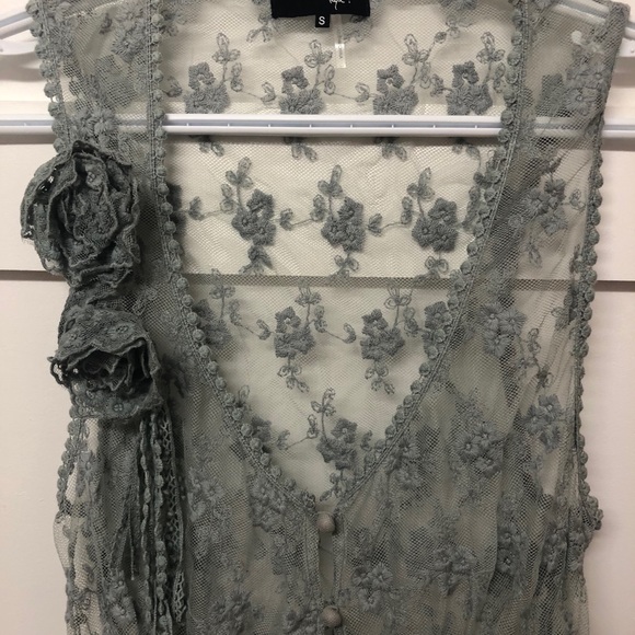 Lace vest top - Picture 4 of 7
